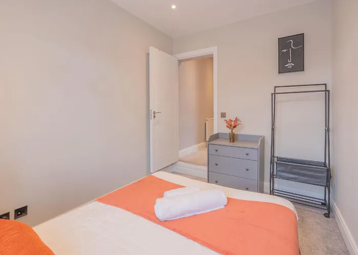 Stunning 3 Bd House-Tottenham Hotspur Stadium-Parking And Wifi Free