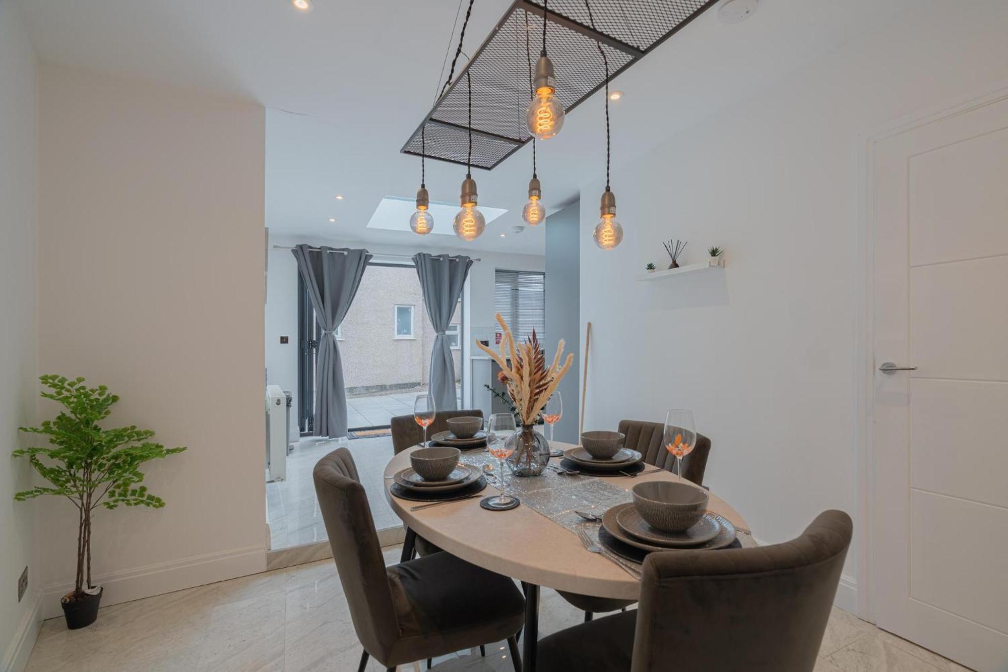 Holiday home Stunning 3 Bd House-tottenham Hotspur Stadium-parking And Wifi Free London