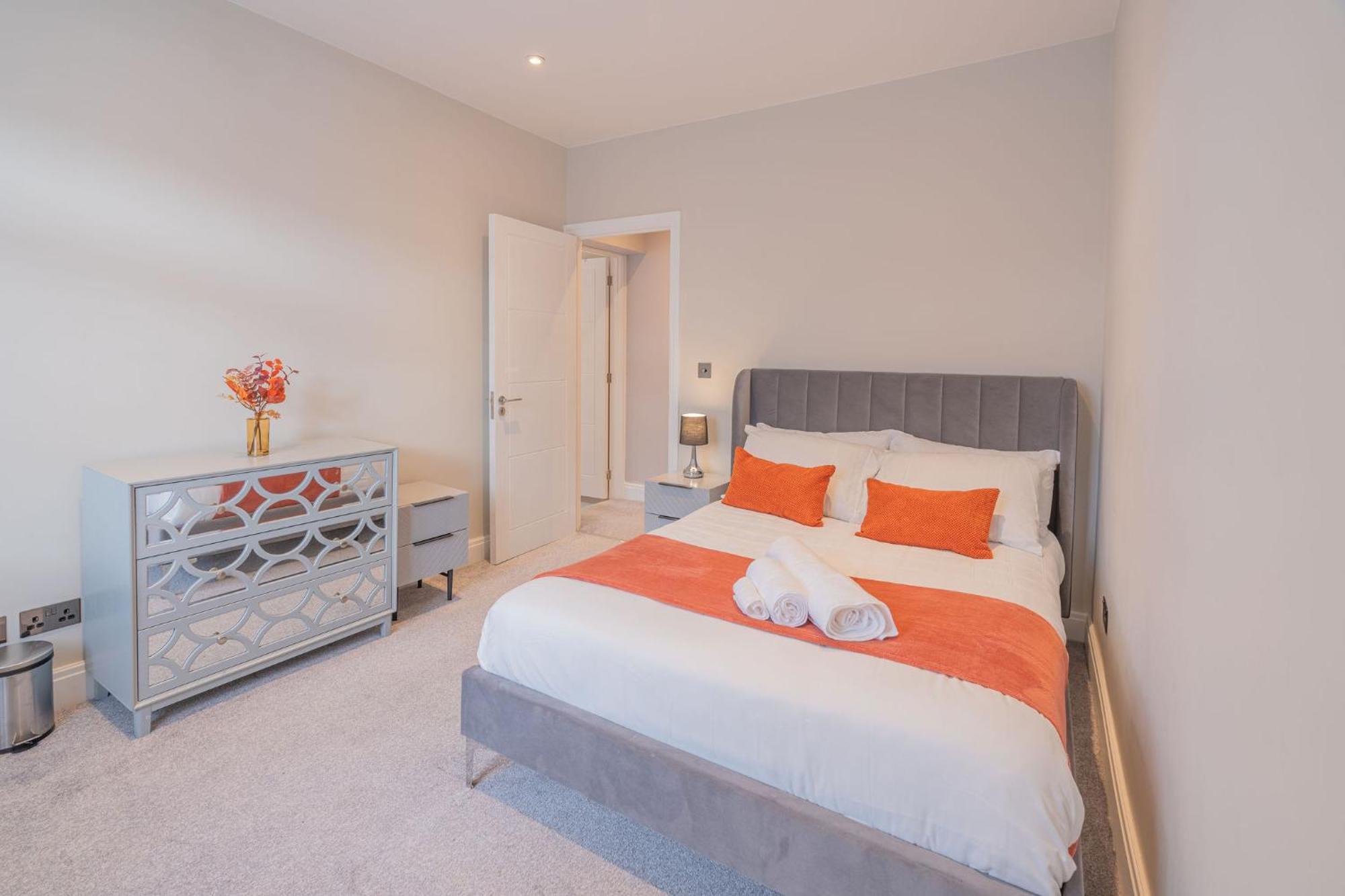 Stunning 3 Bd House-tottenham Hotspur Stadium-parking And Wifi Free Holiday home *