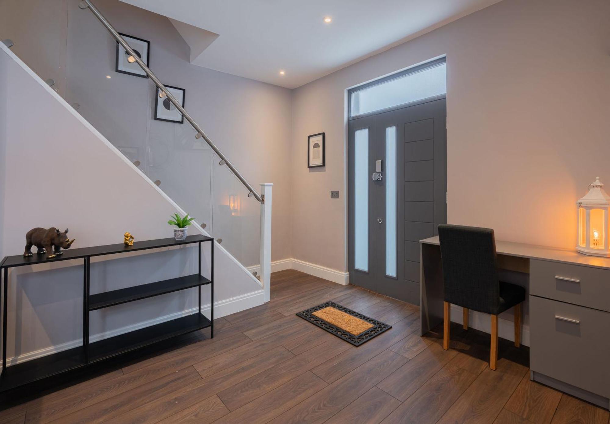 Stunning 3 Bd House-tottenham Hotspur Stadium-parking And Wifi Free